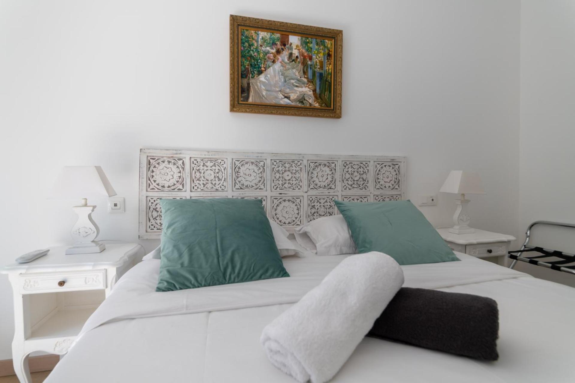Appartement Bien d'exception en face du Palais des Papes à Avignon Extérieur photo