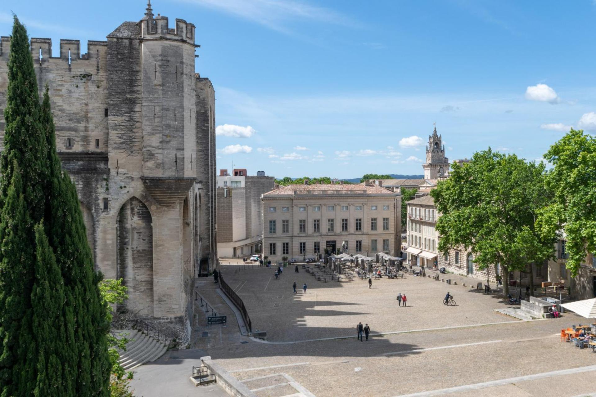 Appartement Bien d'exception en face du Palais des Papes à Avignon Extérieur photo